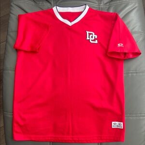 MLB Washington Nationals Red Athletic V-Neck T-Shirt. Excellent Condition.